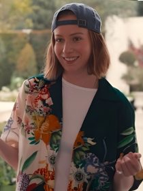 Hacks S04 Hannah Einbinder Floral Shirt