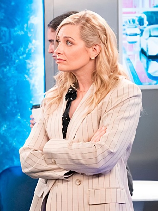 The Neighborhood S8 Beth Behrs Blazer The Neighborhood S8 Beth Behrs Blazer