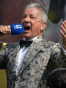 Bruce Buffer FIFA 2026 Final Blazer